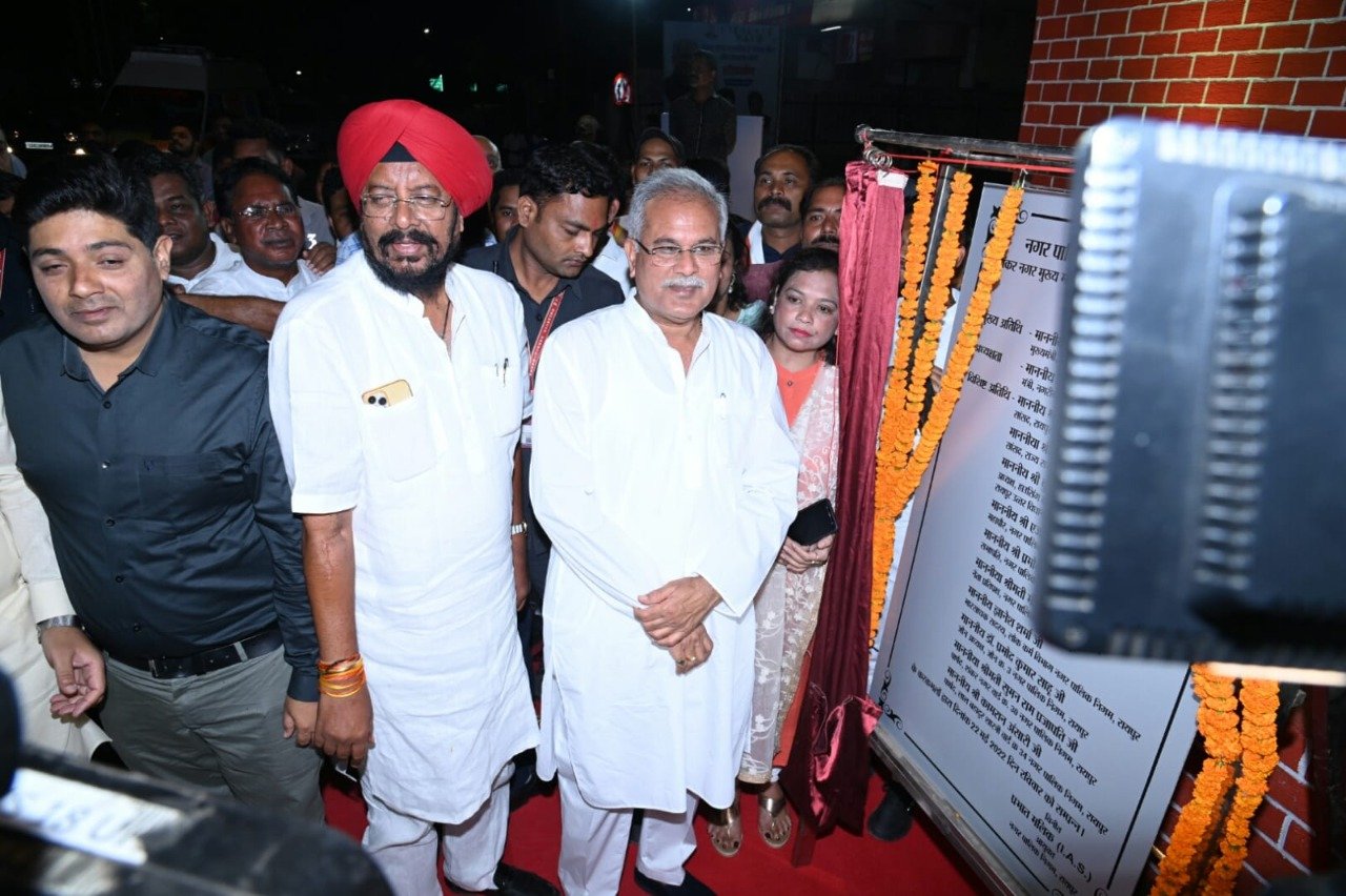 "Dawai ka Langar" in Raipur: MLA Kuldeep Juneja and the Chhattisgarh Sikh organization start free dispensary. 1 WhatsApp Image 2022 05 23 at 12.51.18 PM