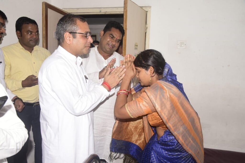 CM Baghel visits Apollo Hospital to see Rahul 3 597B091F 430C 4D0E 851C 559A76A4998F