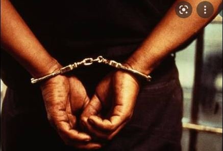 killing पत्नी की बेवफाई बर्दाश्त नहीं कर सका पति और पत्नी को सुला दिया मौत की नींद , पति गिरफ्तार 1 killing
