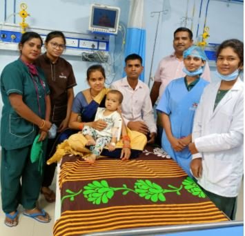 S R Hospital एस आर हॉस्पिटल के प्लास्टिक सर्जन ने चन्द मिनटो में किया सफलता पूर्वक इलाज जाने कैसे,पढ़िए पूरी खबर 1 S R Hospital