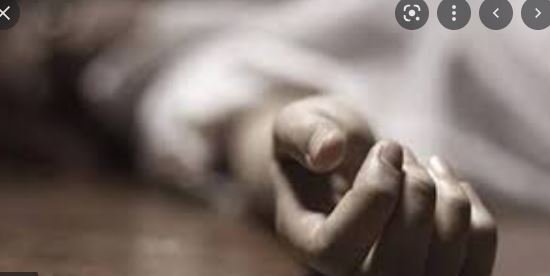 Muder पिता की हत्या से क्षेत्र में फैली सनसनी, बेटे ने कुल्हाड़ी से पिता का सर किया धड़ से अलग 1 Muder
