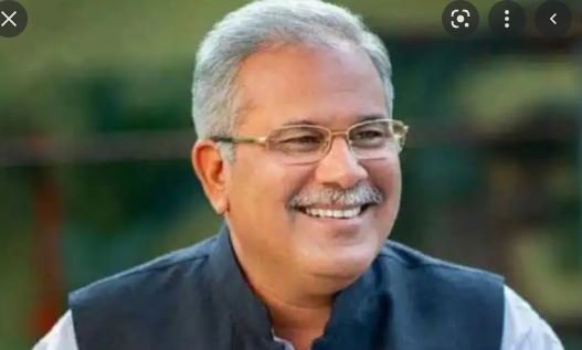 CM मुख्यमंत्री भूपेश बघेल के निर्देश पर विधायक बेंजाम पहुंचे मलेरिया, डेंगू प्रभावित गांव 1 CM