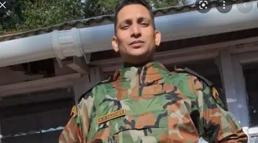 Martyr : शहीद कपिल देव के नाम पर होगा नेहरू नगर का मैदान, शहीद की यादों को संजोने महापौर नीरज पाल ने की घोषणा 1 Martyr :