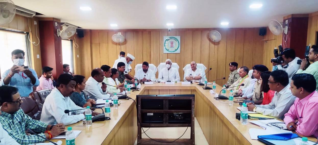 T S Singhdeo, Minister in Charge of Bemetara District, reviewed the district's development projects. 1 WhatsApp Image 2022 10 20 at 7.57.16 PM