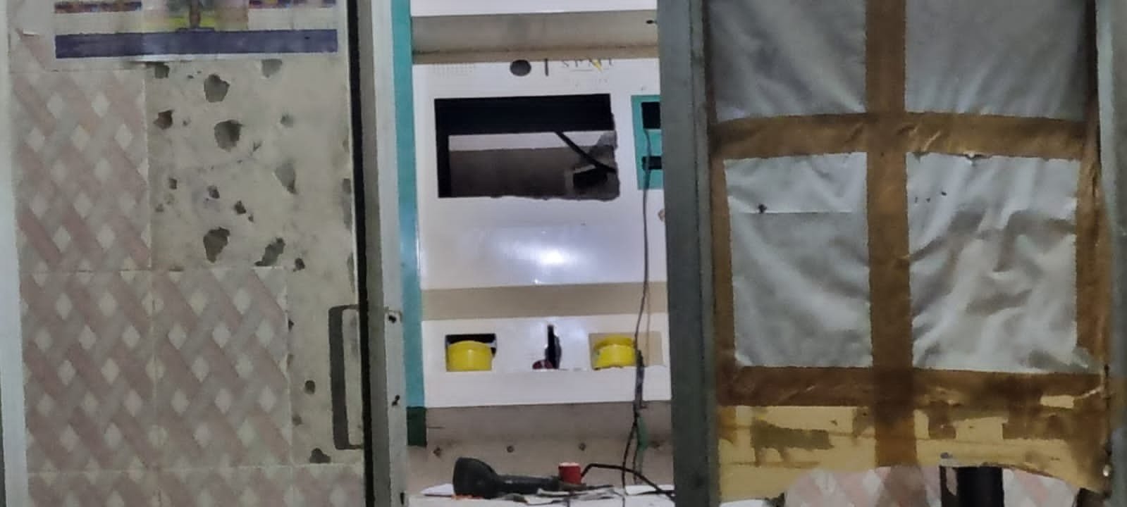 Four masked men looted over 13 lakhs from ATP operator in electricity department office<a></a> 1 091BB159 F4FB 4713 922F 48A4D108DD64