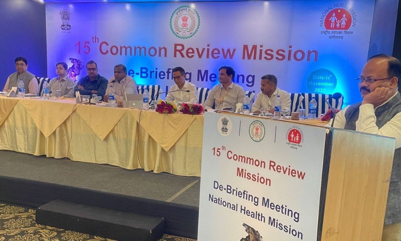 The Common Review Mission team inspected the hospitals in Kondagaon and Surajpur districts for five days and shared its findings with the state government. 1 WhatsApp Image 2022 11 11 at 4.31.21 PM