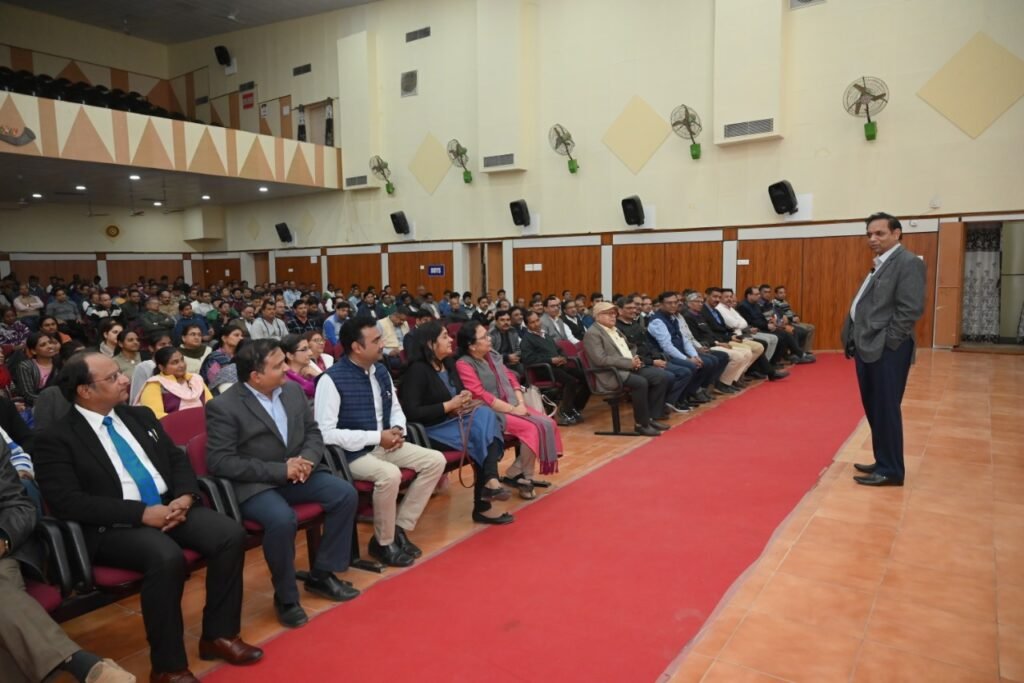 Teachers should be responsible like mothers - Vice-Chancellor Prof. Chakrawal 2 WhatsApp Image 2023 01 10 at 6.07.44 PM 1