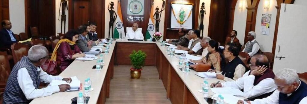 CM Bhupesh Baghel chairs a meeting of the Tribal Advisory Council. 2 WhatsApp Image 2023 01 17 at 8.24.36 PM 1 1