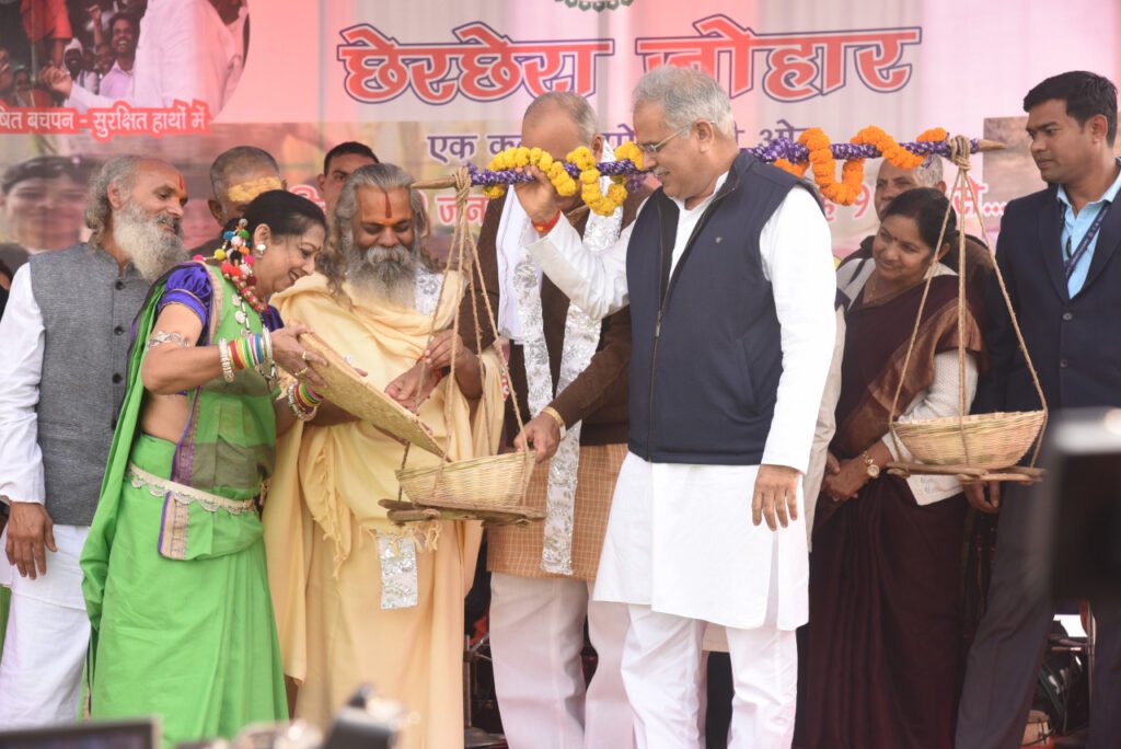 Chhattisgarh ke Lok Tihar: ‘Chherchhera’ An introduction to the tradition of charity (Maa Shakambhari Jayanti) 3 cc1