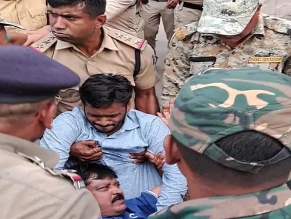 पुलिसिया एक्शन : BJP के संजय श्रीवास्तव, अमित साहू समेत 50 पर केस दर्ज, युवा कांग्रेस नेताओं पर भी हुई FIR 1 SAVE 20230325 134046