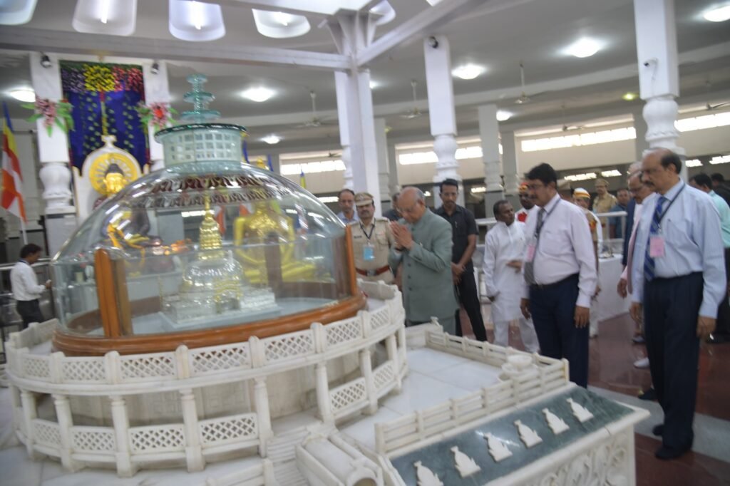 महाराष्ट्र के राज्यपाल रमेश बैस का दीक्षा भूमि दौरा 2 IMG 20230414 WA0012