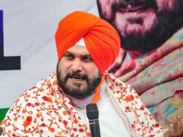Navjot Sidhu Security: ‘एक सिद्धू मरवा दिया, दूसरा भी मरवा दो, मैं नहीं डरता’, सिक्योरिटी कम होने पर नवजोत सिंह सिद्धू का पहला बयान 1 SAVE 20230402 135157