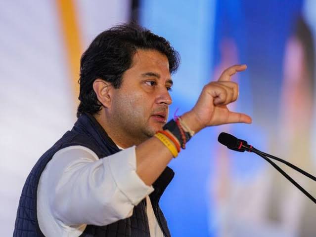 Mallikarjun Kharge Remarks: 'माफी मांगिए, नहीं तो...', ज्योतिरादित्य सिंधिया का कांग्रेस पर बड़ा हमला 1 images 2023 04 29T070111.484