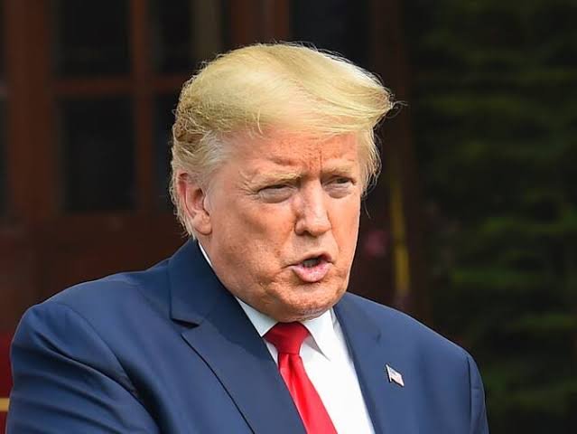 Donald Trump Arraignment: 'अमेरिका नरक में जा रहा, दुनिया हम पर हंस रही…', आरोप तय होने के बाद ट्रंप ने जज को भी नहीं छोड़ा 1 images 24