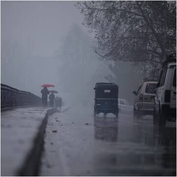 Weather News: मध्य भारत समेत इन जगहों पर बारिश के आसार, कहीं लू का सितम, जानिए कैसा रहेगा अगले हफ्ते का मौसम 1 images 7