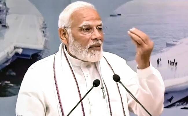 सांप तो भगवान शिव के गले की शोभा...." : खरगे के बयान पर PM मोदी का करारा जवाब 1 images 2023 05 01T000741.926