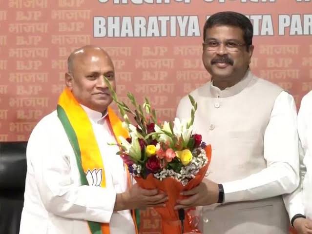 RCP Singh Joins BJP: आरसीपी सिंह बीजेपी में शामिल, पार्टी जॉइन करते ही कहा- नीतीश बाबू आप PM थे और PM ही रहेंगे 1 images 2023 05 12T015153.824