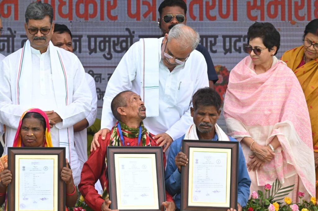 हमारी सरकार हर वंचित तबके तक उनके अधिकार पहुंचाने के लिए कर रही है काम : मुख्यमंत्री श्री बघेल 4 1686656253 491cdf24d7dbb76ad7a3