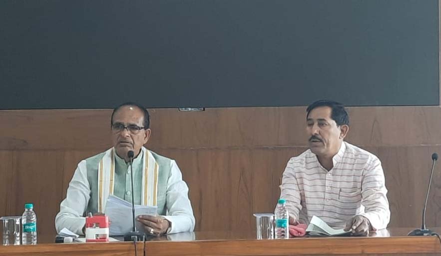 राज्य सरकार किसी को भी बेघर नहीं करेगी - मुख्यमंत्री श्री चौहान 1 L Bhopal070623043354