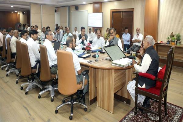 आर्थिक समृद्धता से अधिक आवश्यक पर्यावरण समृद्धता : राज्यपाल श्री पटेल 1 TN5 Bhopal120623053151