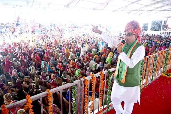 बहिन बेटियों का मान सम्मान और शान कभी कम नहीं होने दूंगा: मुख्यमंत्री श्री चौहान 1 TN5 Bhopal280623065606