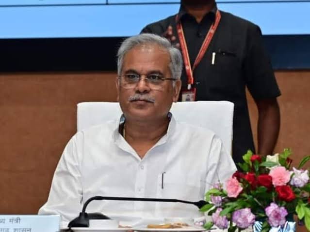 CG के अनियमित कर्मचारियों को मिल सकती है चुनाव से पहले बड़ी सौगात : अभी तक 22 विभागों ने नहीं दी कोई जानकारी, देवभो और अनियमित कर्मचारियों को किया जा सकता है नियमित, 15 अगस्त का दिन रहेगा अहम 1 images 2023 06 25T073621.132