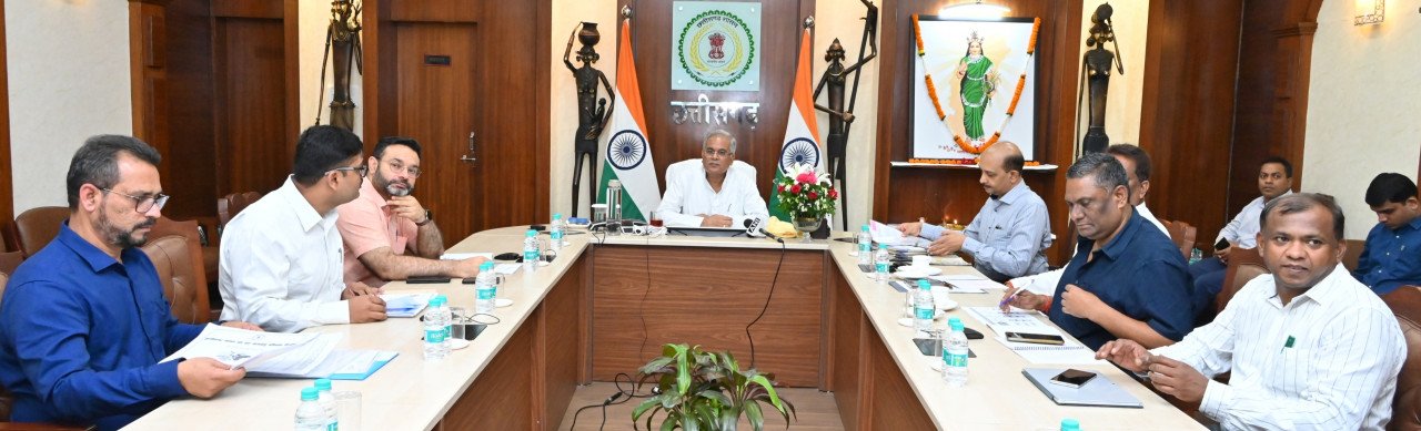 रायपुर : नवा रायपुर में विकसित होगा देश का सबसे बड़ा थोक बाजार, मुख्यमंत्री ने अधिकारियों को थोक बाजार के लिए कार्ययोजना पर तेजी से कार्य करने के दिए निर्देश 1 1688563181 1d3829046ba26034539a