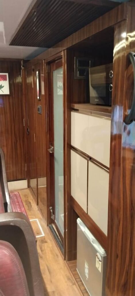 1689866988 33c90a7df953adfafe57