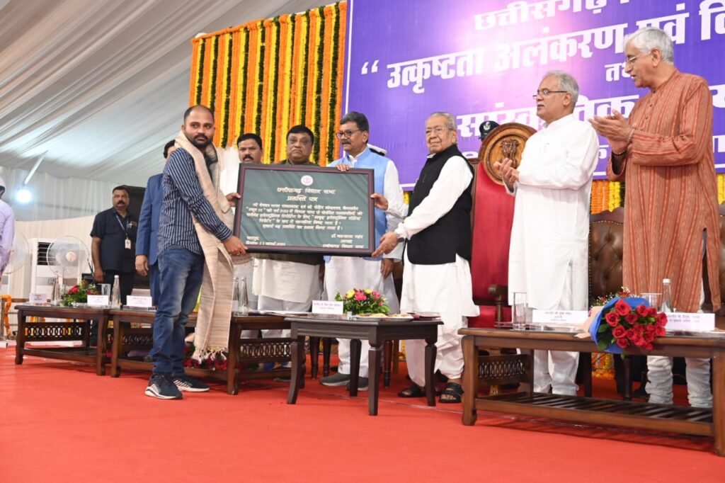 1690009083 85e5cf1b56f947521bbb