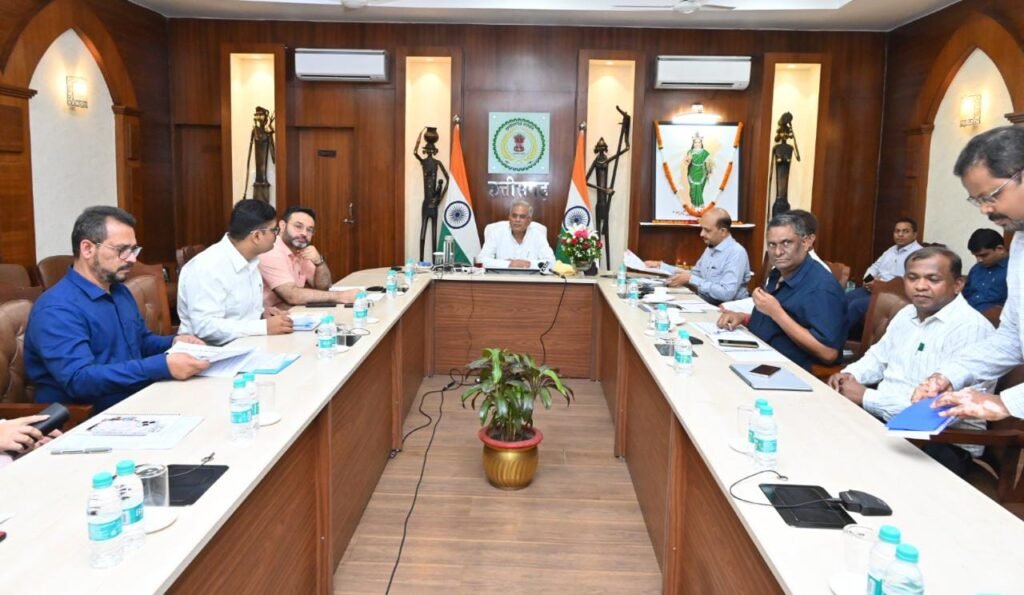 CM Baghel calls for "Roka-Cheka" arrangements to safeguard crops: Urges citizens' participation 2 IMG 20230705 WA0006