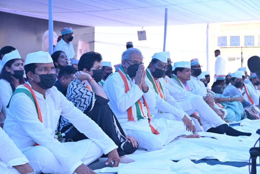 Chief Minister Bhupesh Baghel leads silent protest in Chhattisgarh to show solidarity with Rahul Gandhi 2 IMG 20230712 WA0035