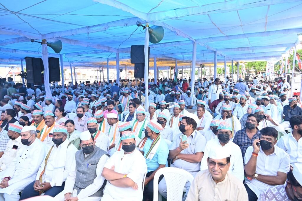 Chief Minister Bhupesh Baghel leads silent protest in Chhattisgarh to show solidarity with Rahul Gandhi 3 IMG 20230712 WA0037