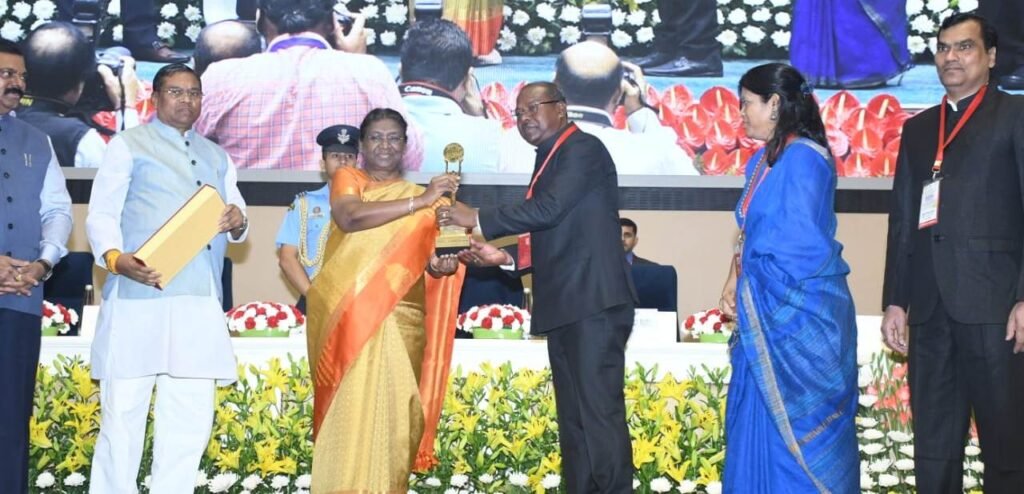 President Murmu confers 'Bhoomi Samman' award on Chhattisgarh for effective land administration 2 IMG 20230718 WA0004