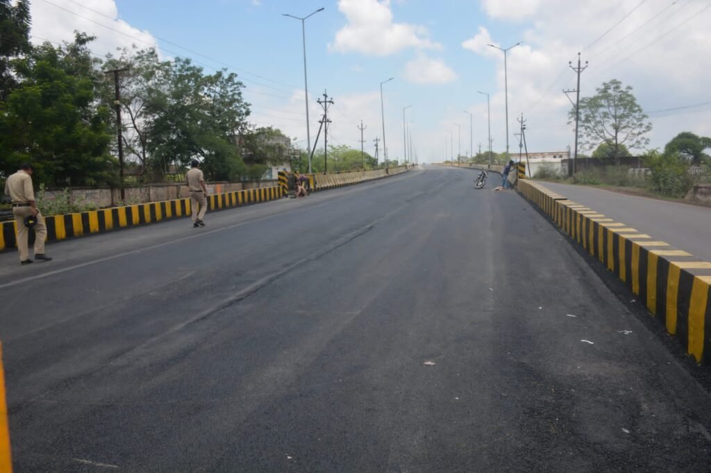 Chief Minister Bhupesh Baghel virtually inaugrates Khokhsa Railway Overbridge, connecting Champa and Janjgir 2 WhatsApp Image 2023 07 01 at 15.23.35