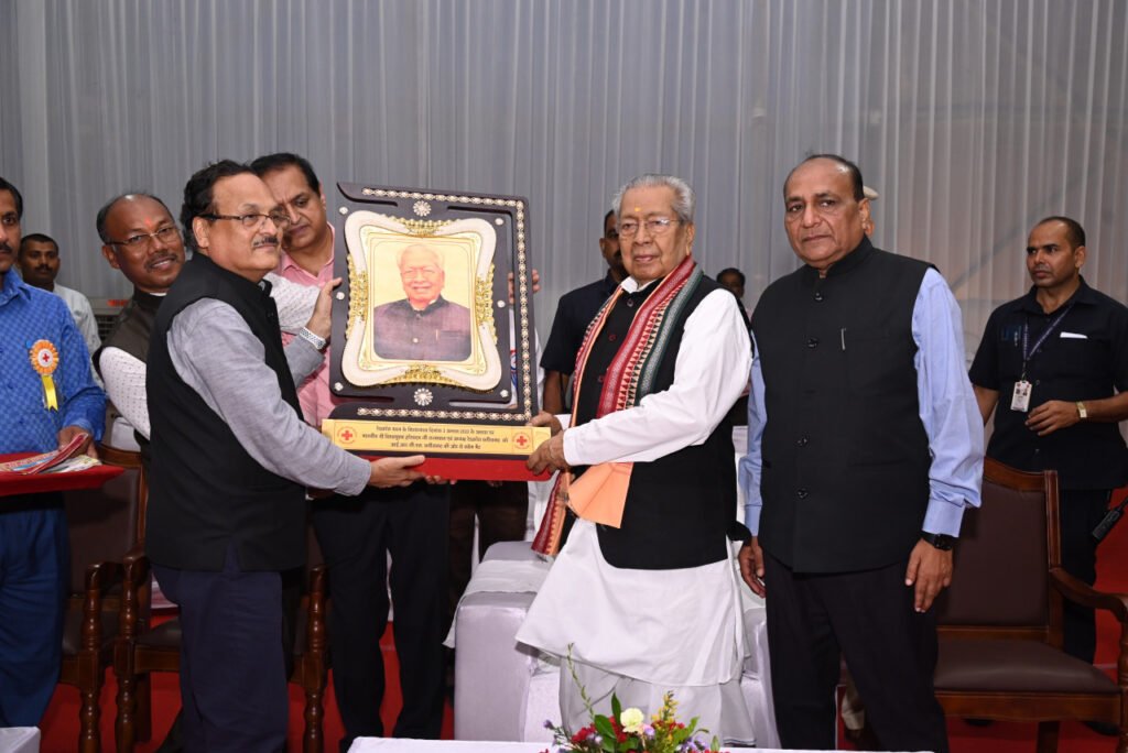 अत्याधुनिक ब्लड सेंटर का शिलान्यास किया राज्यपाल श्री हरिचंदन ने 2 1691077971 5185e840e77179b9a1e4