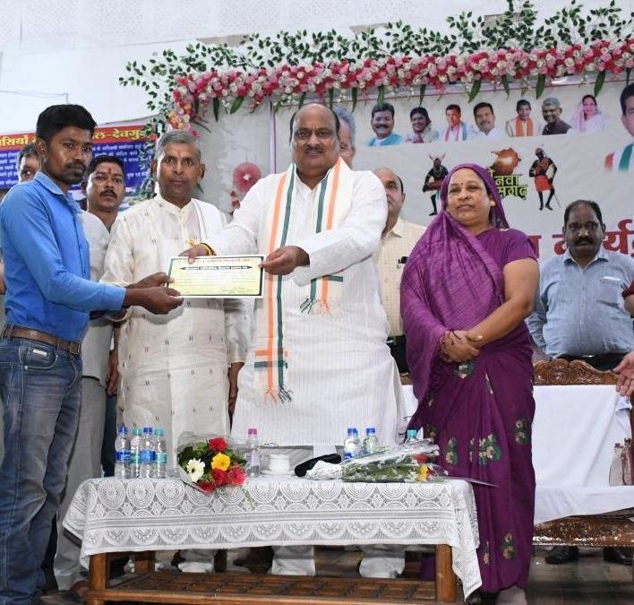 मुख्यमंत्री के नेतृत्व में आदिवासियों का हो रहा उत्थान: राजस्व मंत्री श्री अग्रवाल 1 1691582095 dda6f8038cb62f4fbda0