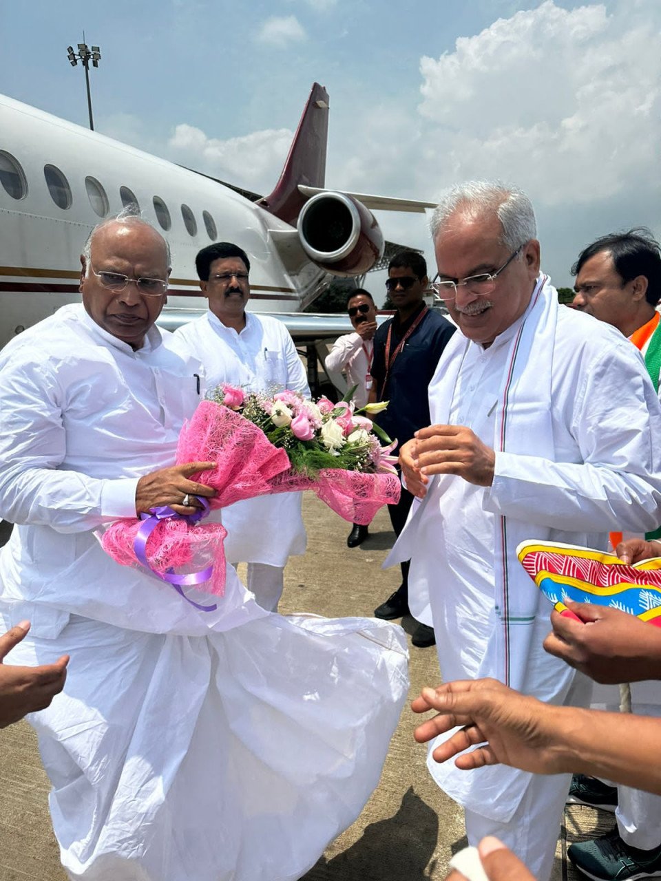 1691914707 ae18d2f82b85b09df5b4