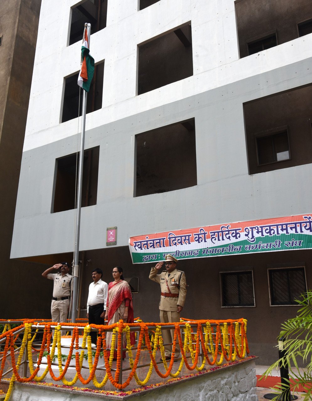 1692073724 25392240dbd8805d8e99