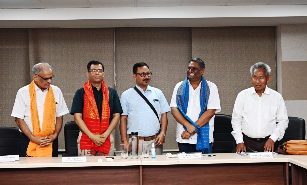 1692286585 f95cc143328ce5de0534