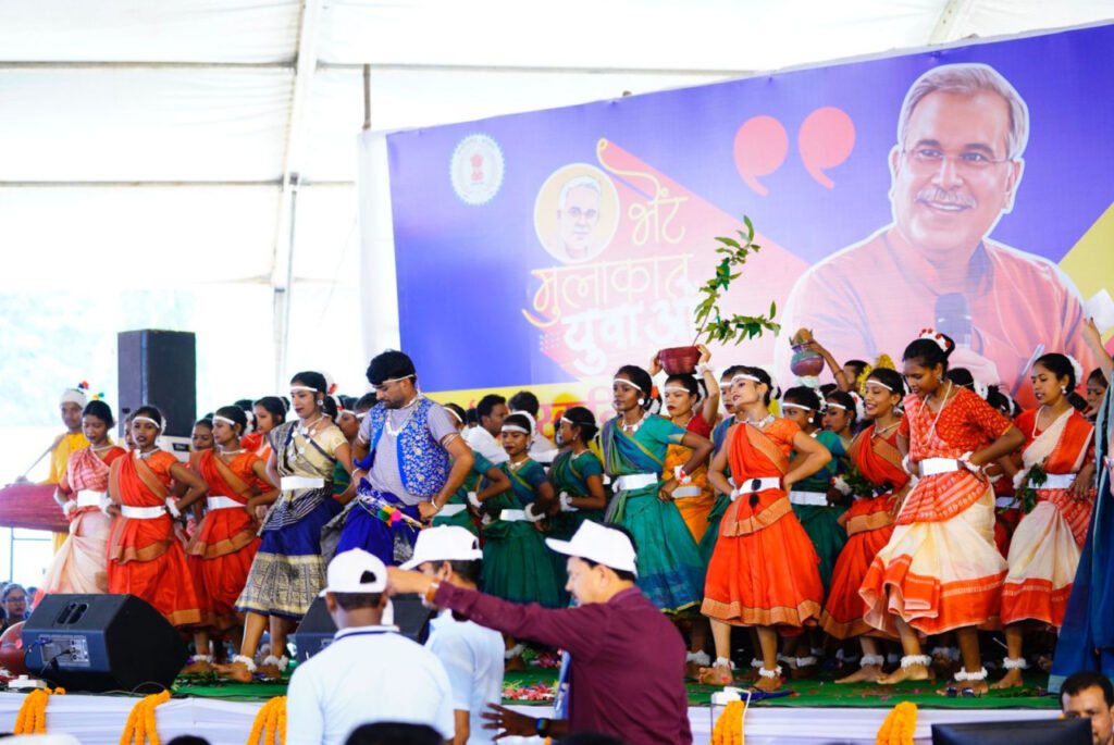 मुख्यमंत्री भूपेश बघेल सरगुजा संभाग के युवाओं से अब से कुछ ही देर में करेंगे भेंट-मुलाकात 7 1692689643 e329e840c836a6793d05