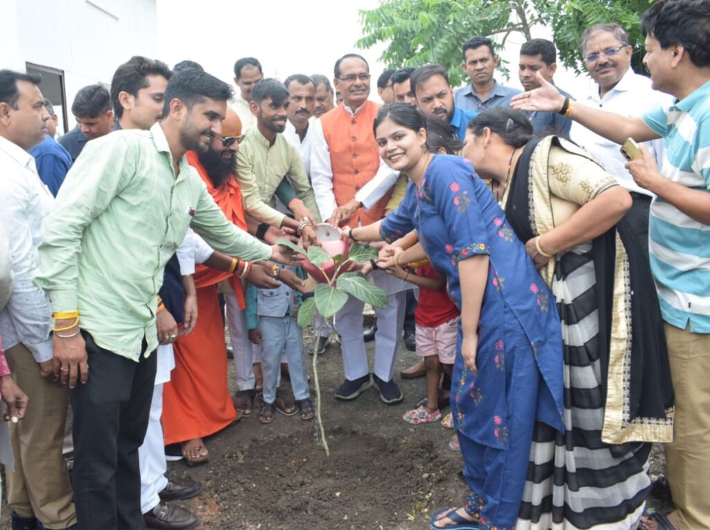 L Bhopal080823035028