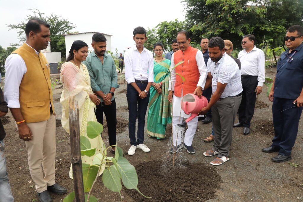 L Bhopal170823033350