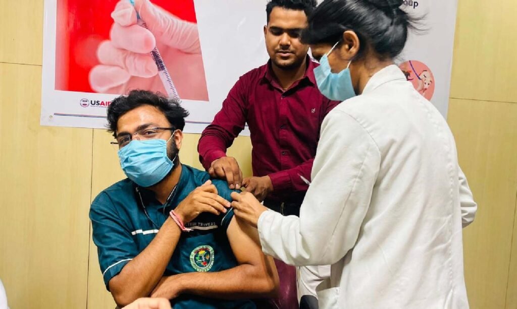 रेवीज प्री एक्सपोजर प्रोफाईलेक्सिस टीकाकरण शिविर सम्पन्न 1 L Bhopal170823061502