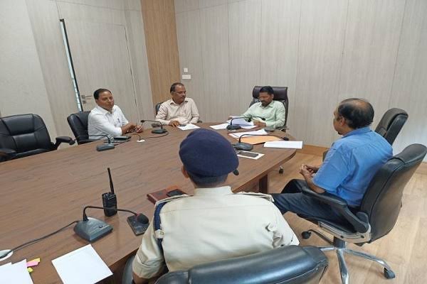 प्रवेश तथा फीस विनियामक समिति द्वारा प्रदेश में संचालित विभिन्न व्यावसायिक पाठ्यक्रमों हेतु फीस निर्धारित की गई, फीस में इस वर्ष मात्र 5 प्रतिशत वृद्धि की 1 images 37 1