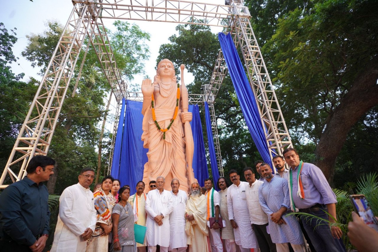 विशेष लेख : पर्यटन को उद्योग का दर्जा देने हेतु राज्य में लागू है छत्तीसगढ़ पर्यटन नीति 2020 1 1693904539 b84fe6e0ece92ccf9f5b