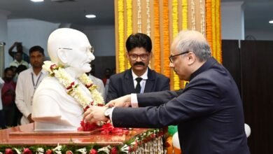 1696248100 4f810b146efe5ffb7f95