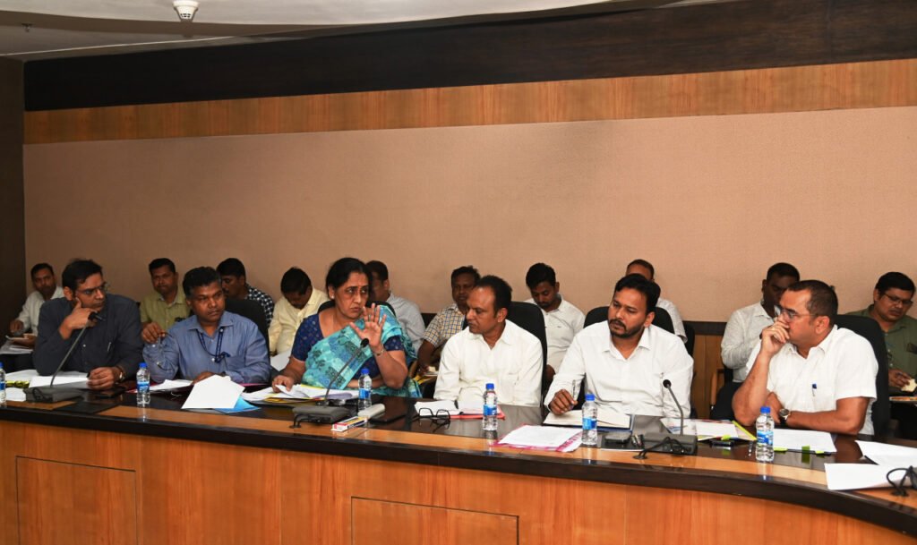 1696346452 983c98f41a1335dc3c47