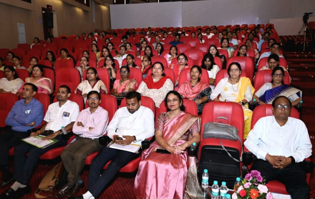 राष्ट्रीय आयुष मिशन के तहत 9 नए राष्ट्रीय कार्यक्रमों का शुभारंभ, चिकित्सकों के लिए उन्मुखीकरण कार्यशाला का आयोजन 3 1696691508 61d3d8d61b3282658e1f