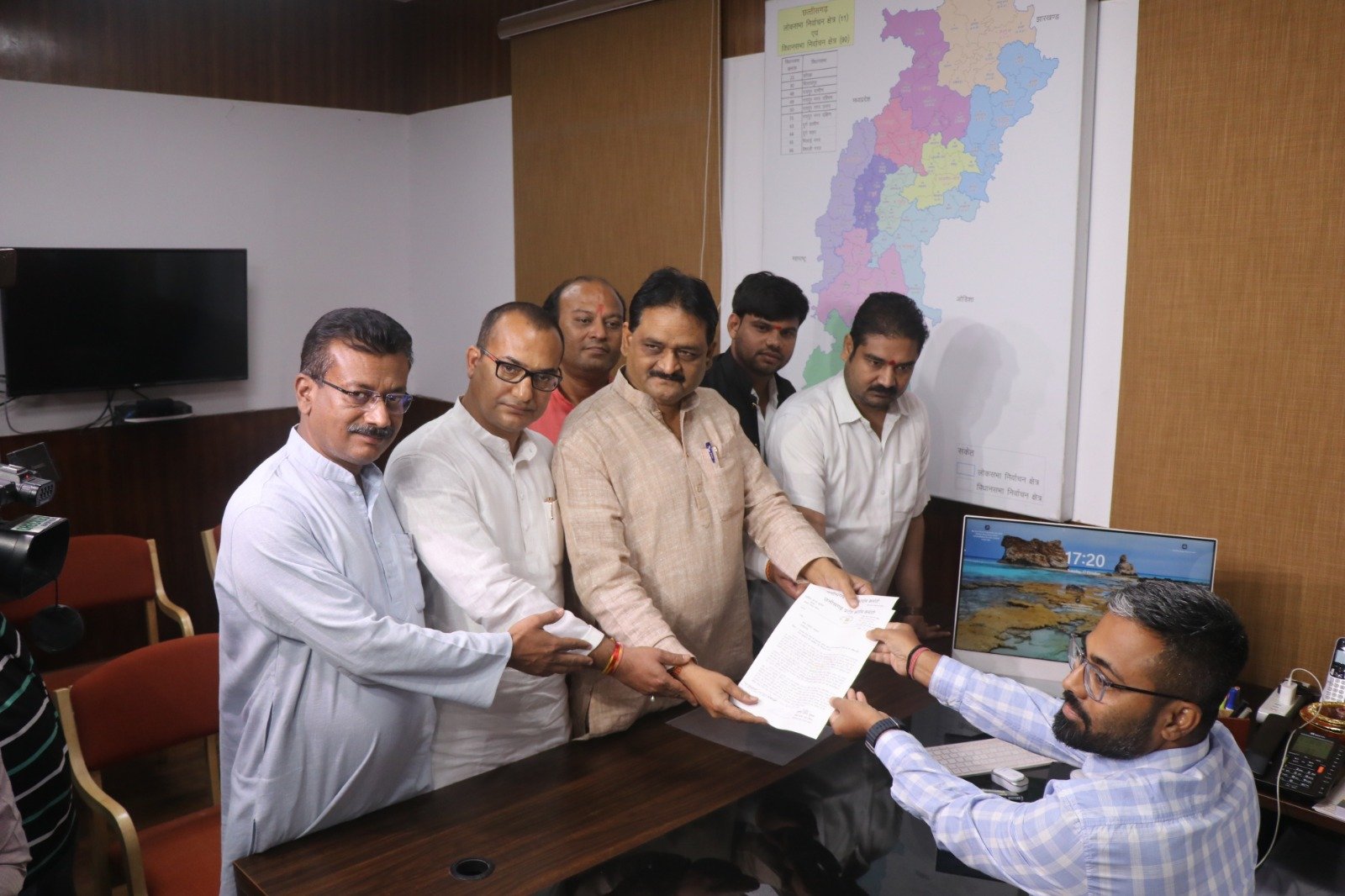 हेट स्पीच को लेकर कांग्रेस ने अमित शाह के खिलाफ चुनाव आयोग में शिकायत किया 1 IMG 20231017 WA0011