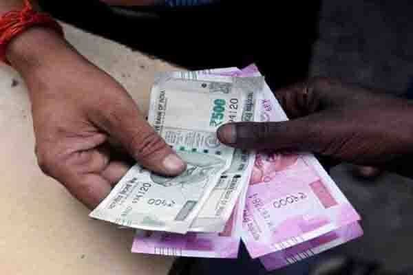 श्रमिकों के लिए न्यूनतम वेतन की नई दरें निर्धारित, उच्च कुशल मजदूरों का 12,830, कुशल मजदूरों का 12,050, अर्धकुशल 11,270 और अकुशल मजदूरों का 10,620 प्रतिमाह न्यूनतम वेतन 1 images 17